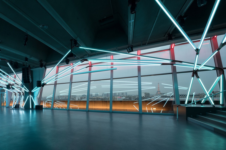 rhizomatic grid for terminal 7 club by estudio guto requena