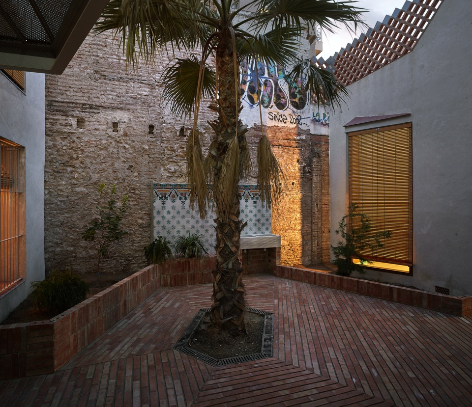 residential building renovation by david estal arturo sanz