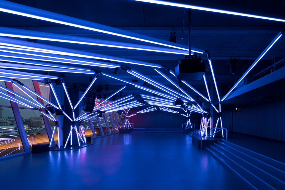 rhizomatic grid for terminal 7 club by estudio guto requena