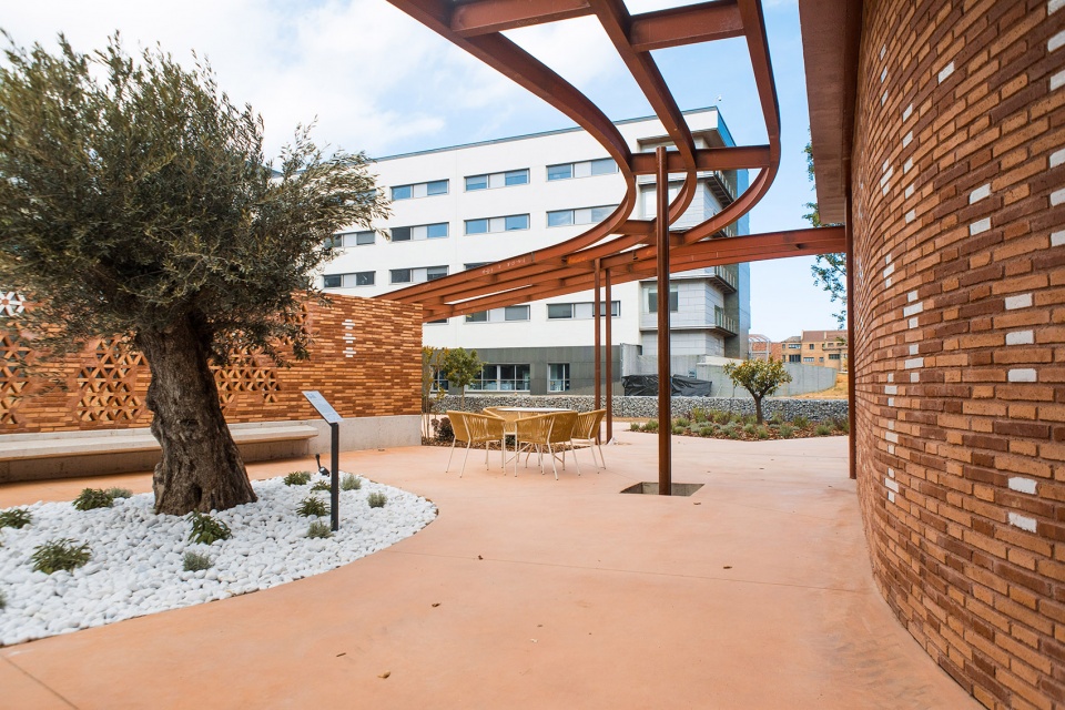 kalida sant pau centre by miralles tagliabue embt