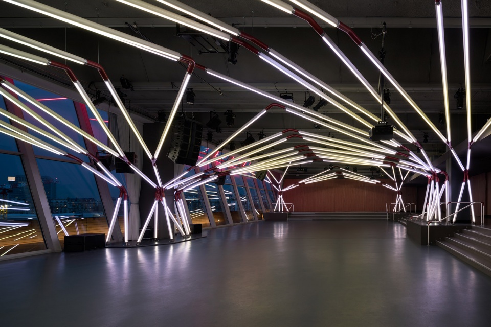 rhizomatic grid for terminal 7 club by estudio guto requena