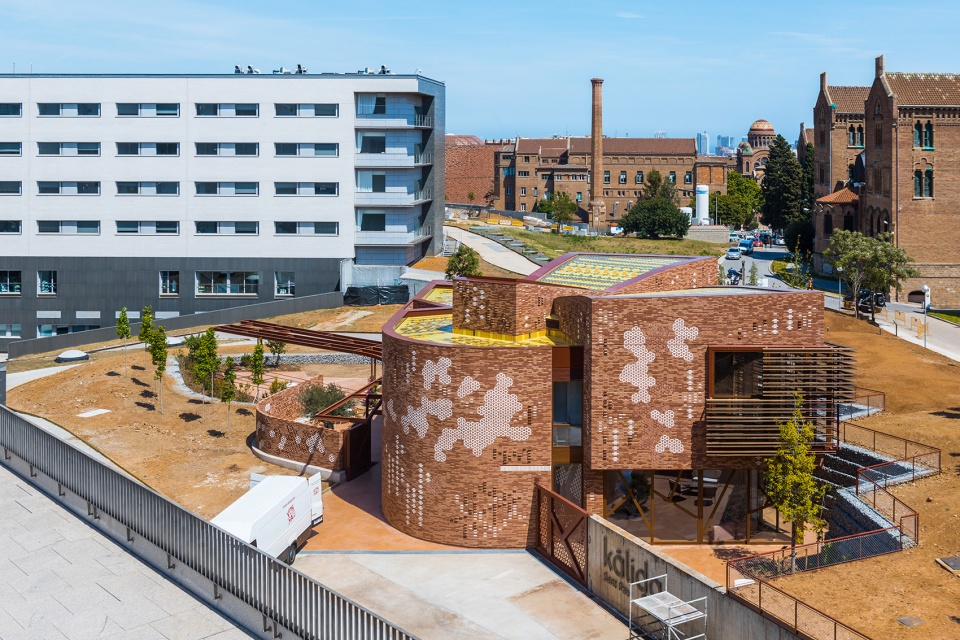 kalida sant pau centre by miralles tagliabue embt