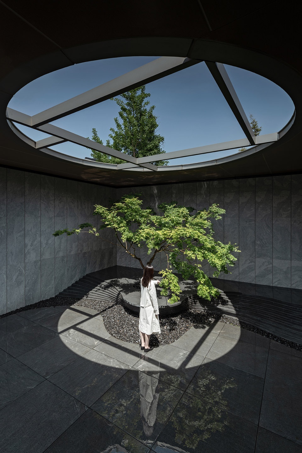 courtyard of suzhou stream villa change studio