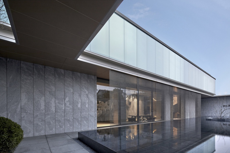 courtyard of suzhou stream villa change studio