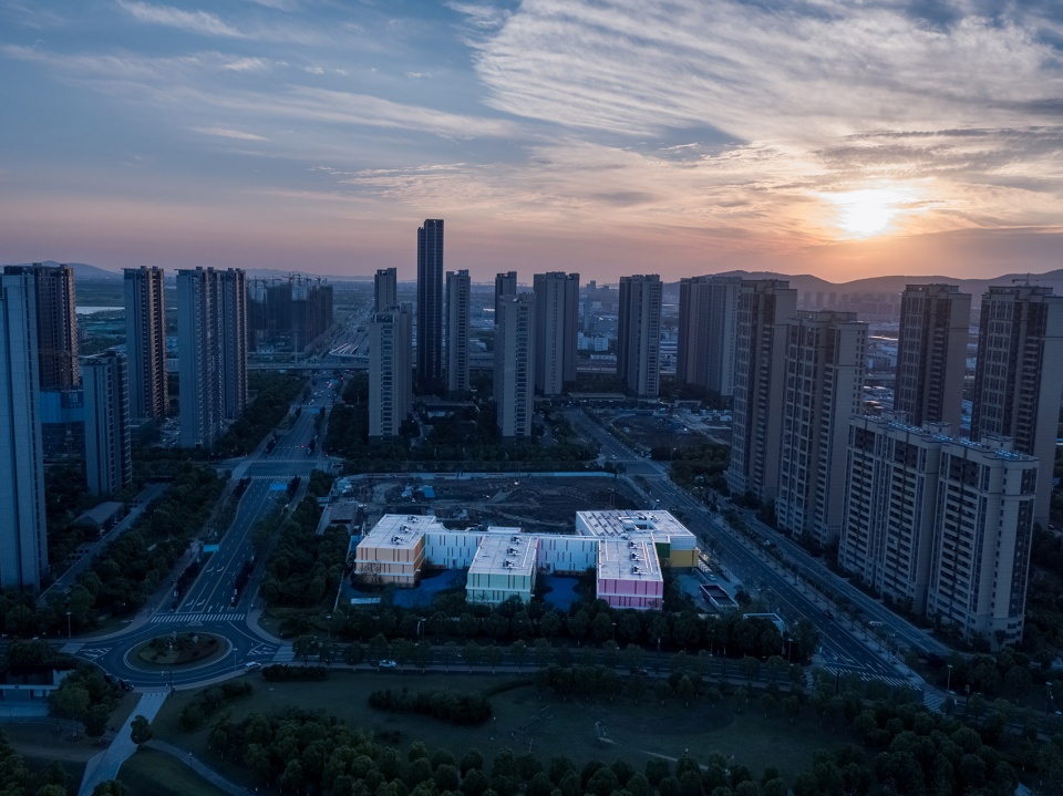 suzhou taihu new town wujun district kindergarten china by tus design group co ltd