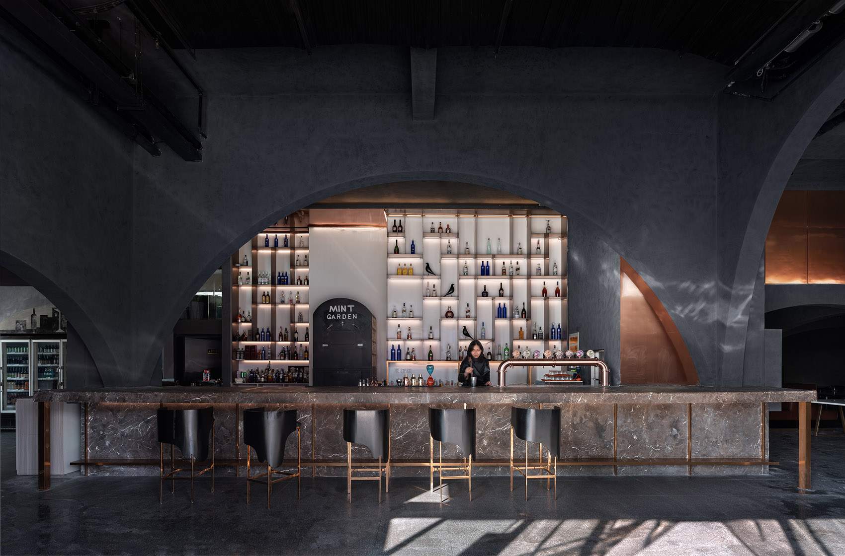 Mint Garden Bar, China by Hou Tiantian + Li Cheng + Liu Xiaolu 谷德设计网