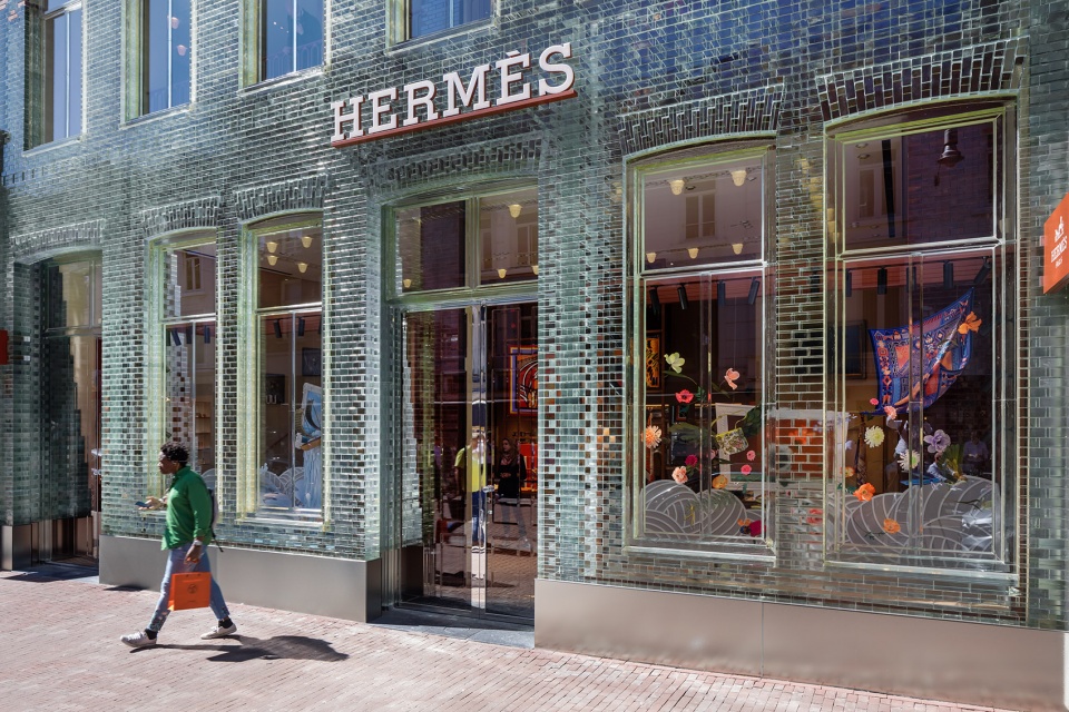 mvrdvs crystal houses hosting new tenant hermes re opens with an even more transparent facade
