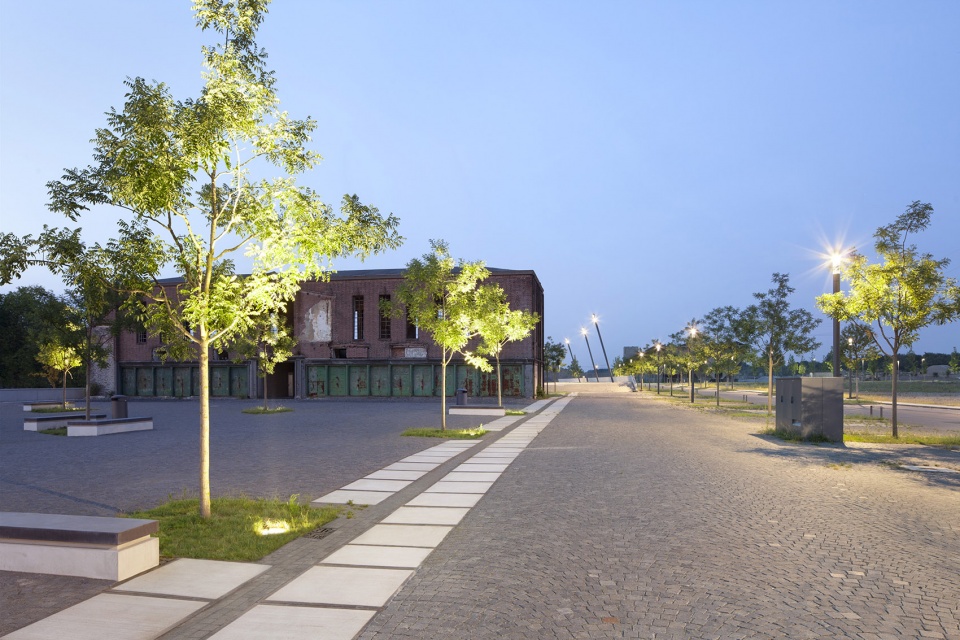 new spaces at schalker verein by planergruppe gmbh oberhausen