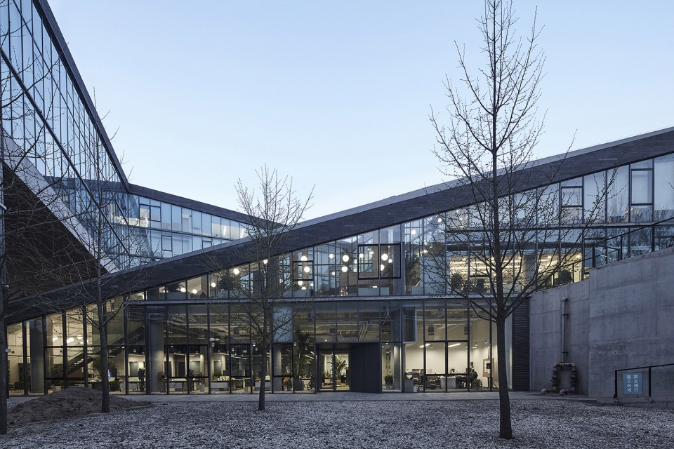 share television media office building in digital manor c china by ideal design construction inc