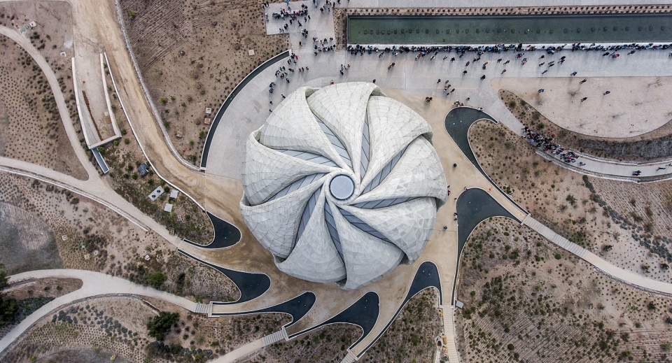 bahai temple of south america by hariri pontarini architects