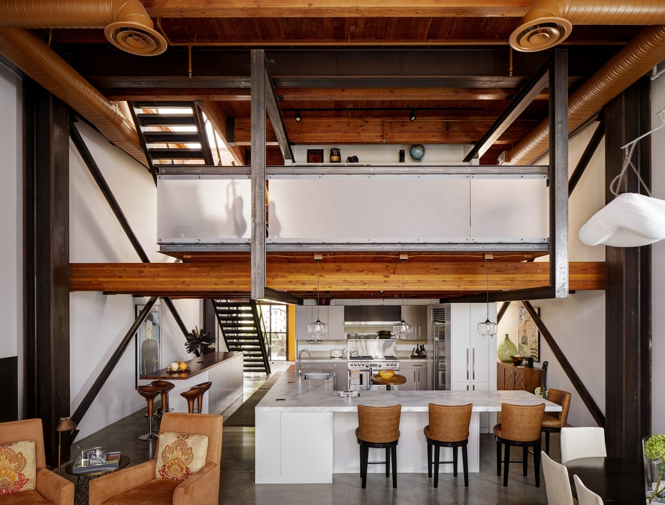 counterbalance loft by eggleston farkas architects
