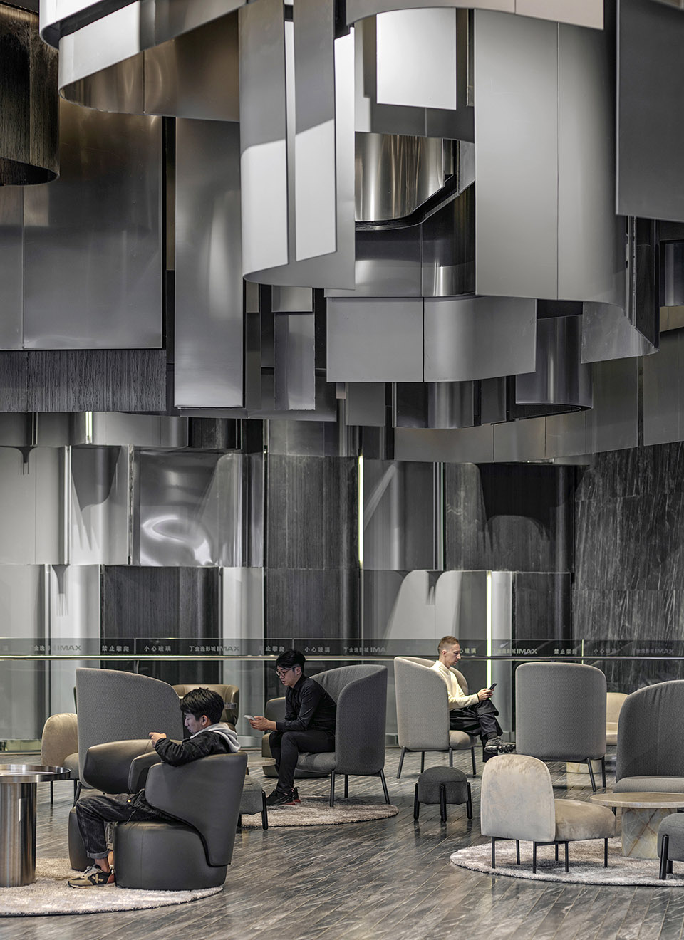 Jinyi Cinema in Liuzhou, China by One Plus Partnership - 谷德设计网