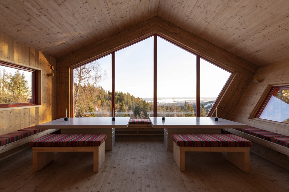 fuglemyrhytta panoramic self service cabin by snohetta