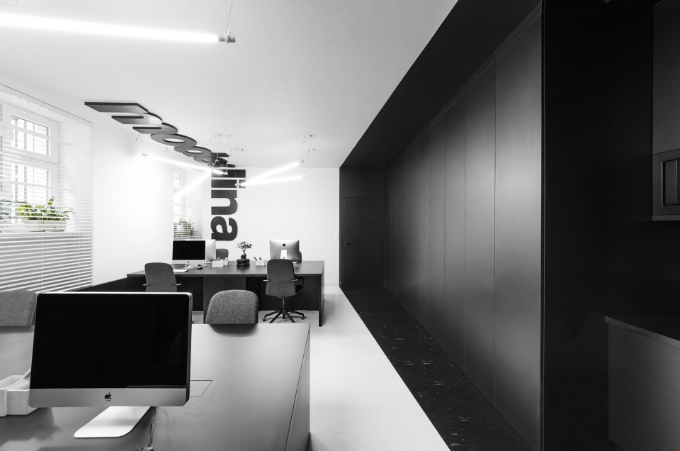 modelina New Studio by modelina