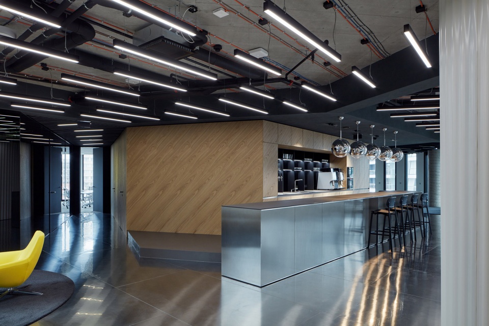 eoh it hub by studio perspektiv s r o
