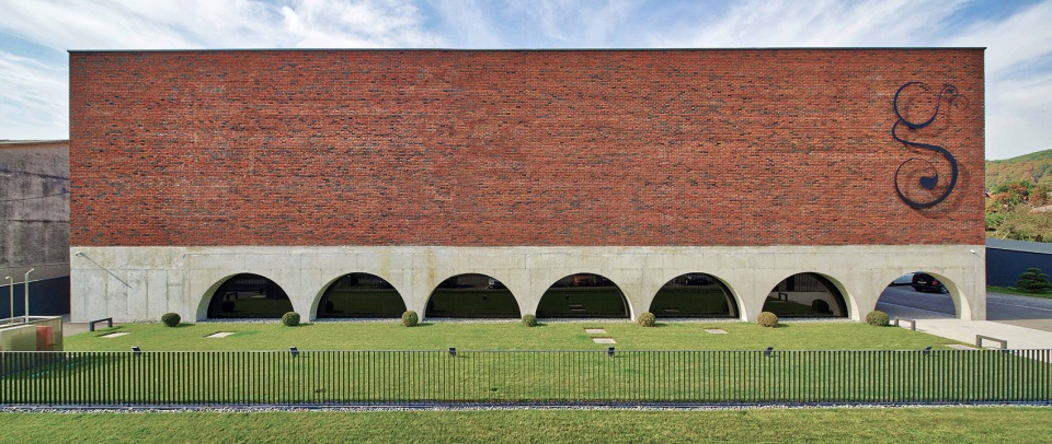 gooood archive red brick buildings