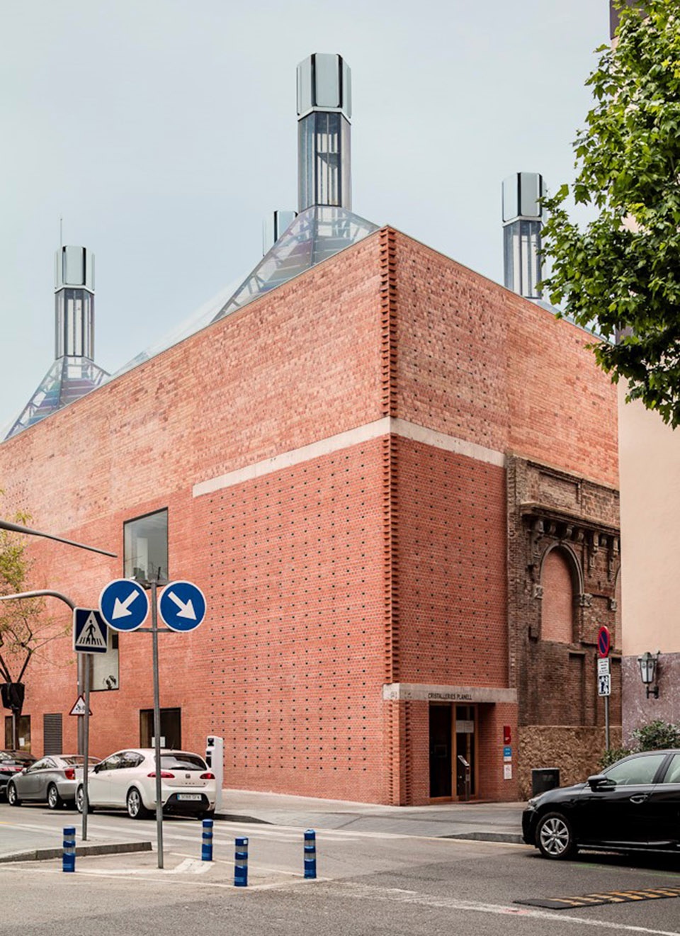 gooood archive red brick buildings
