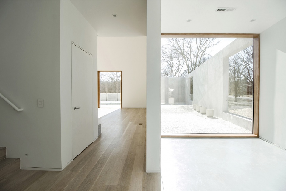 lane b by studio yuda