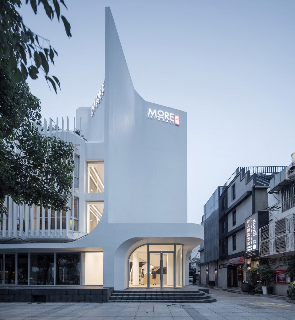 soften the presence renovation of jingan business building china by archunits