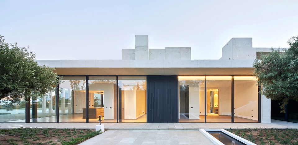 villa with two patios by abalossentkiewicz as