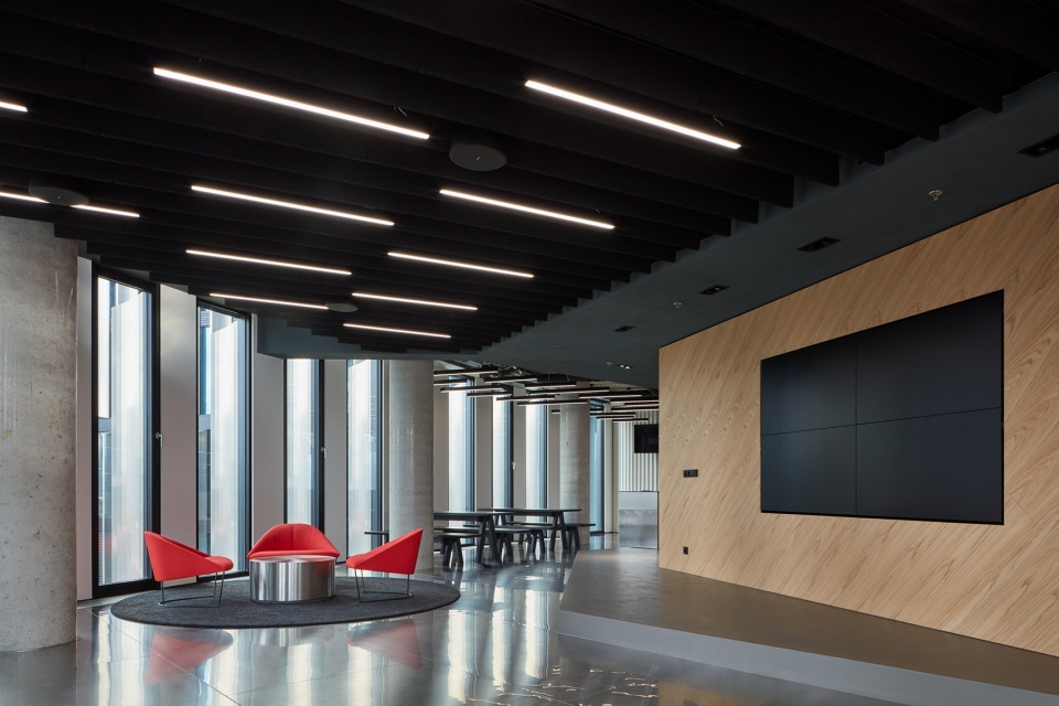 eoh it hub by studio perspektiv s r o