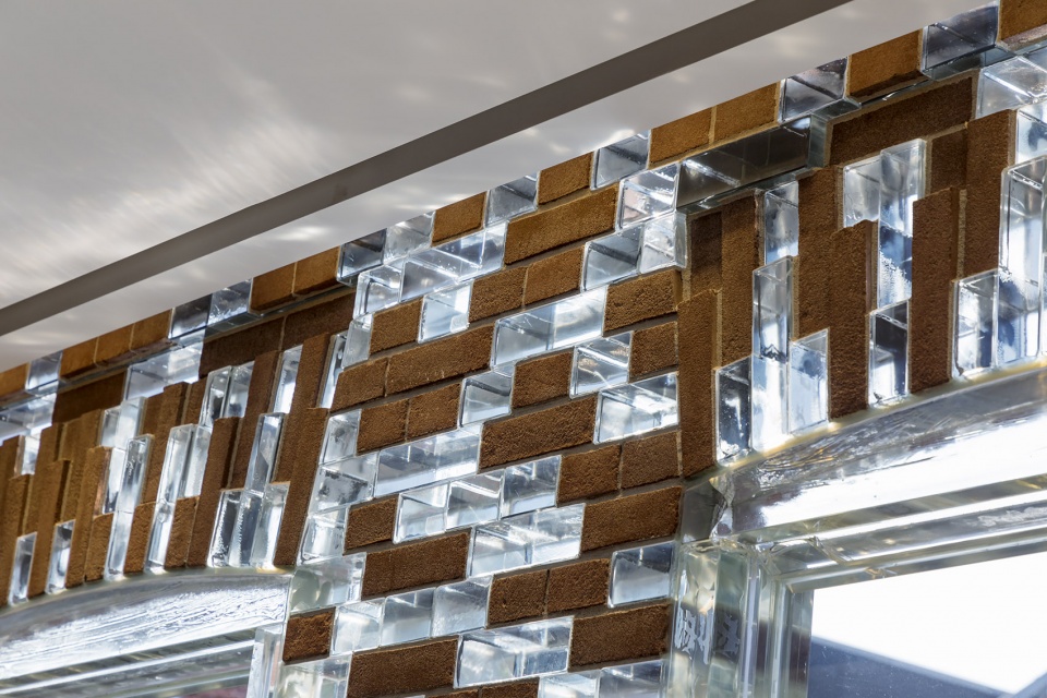 mvrdvs crystal houses hosting new tenant hermes re opens with an even more transparent facade