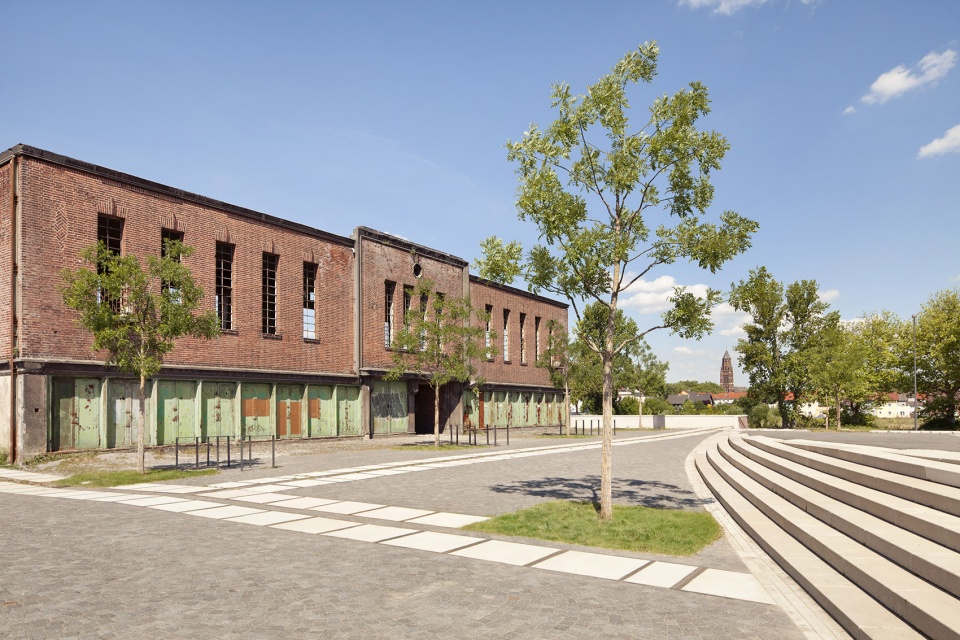 new spaces at schalker verein by planergruppe gmbh oberhausen