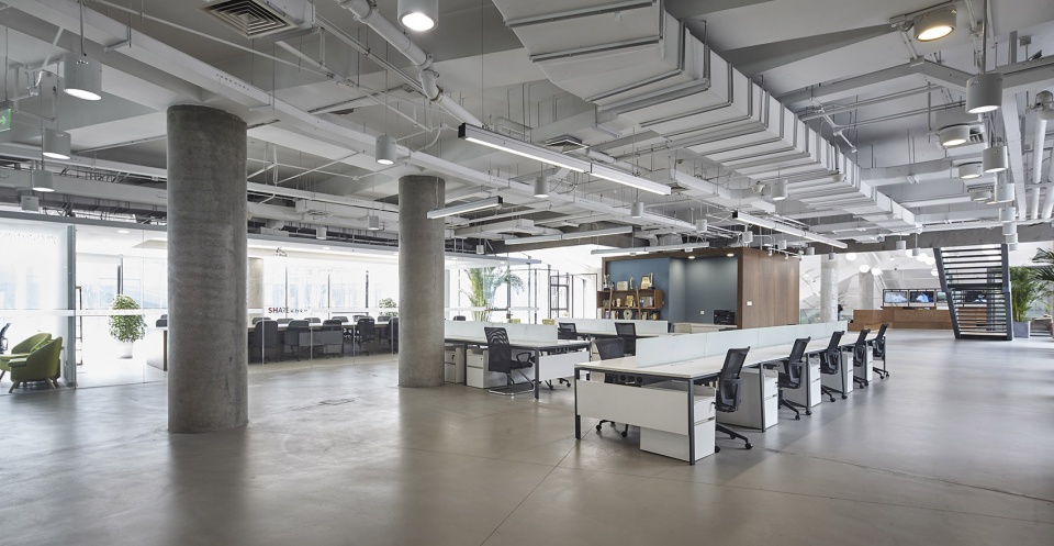 share television media office building in digital manor c china by ideal design construction inc