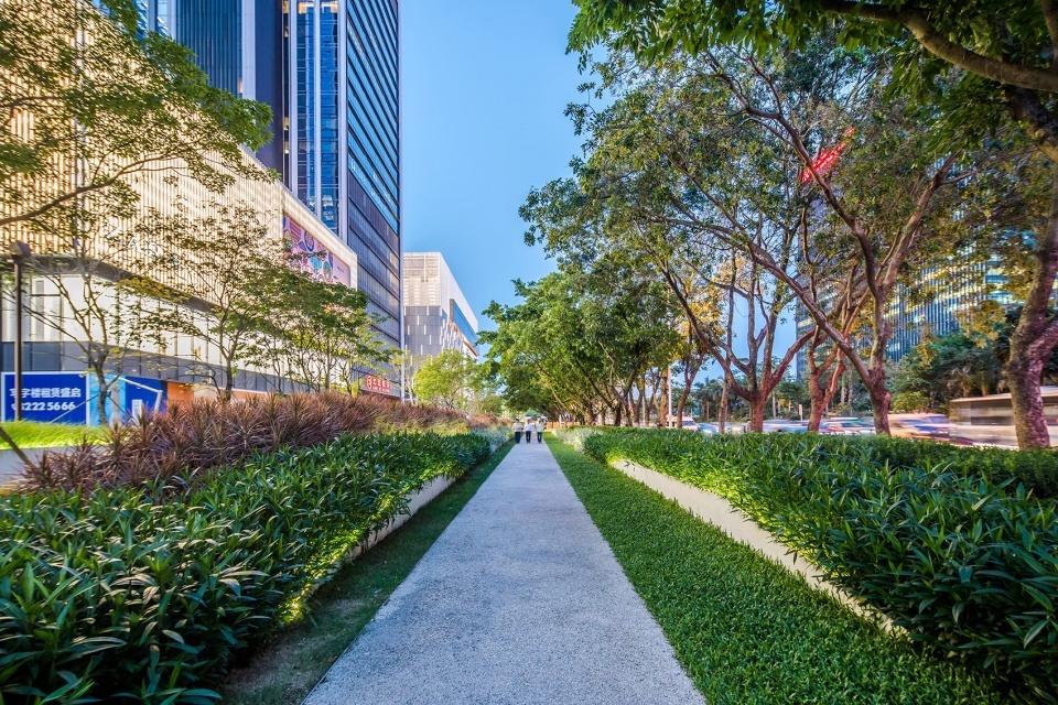 shenzhen landscape innovation of mixc world china by canggula landscape planning and design 960x640 1