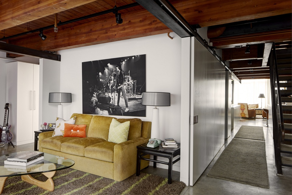 counterbalance loft by eggleston farkas architects