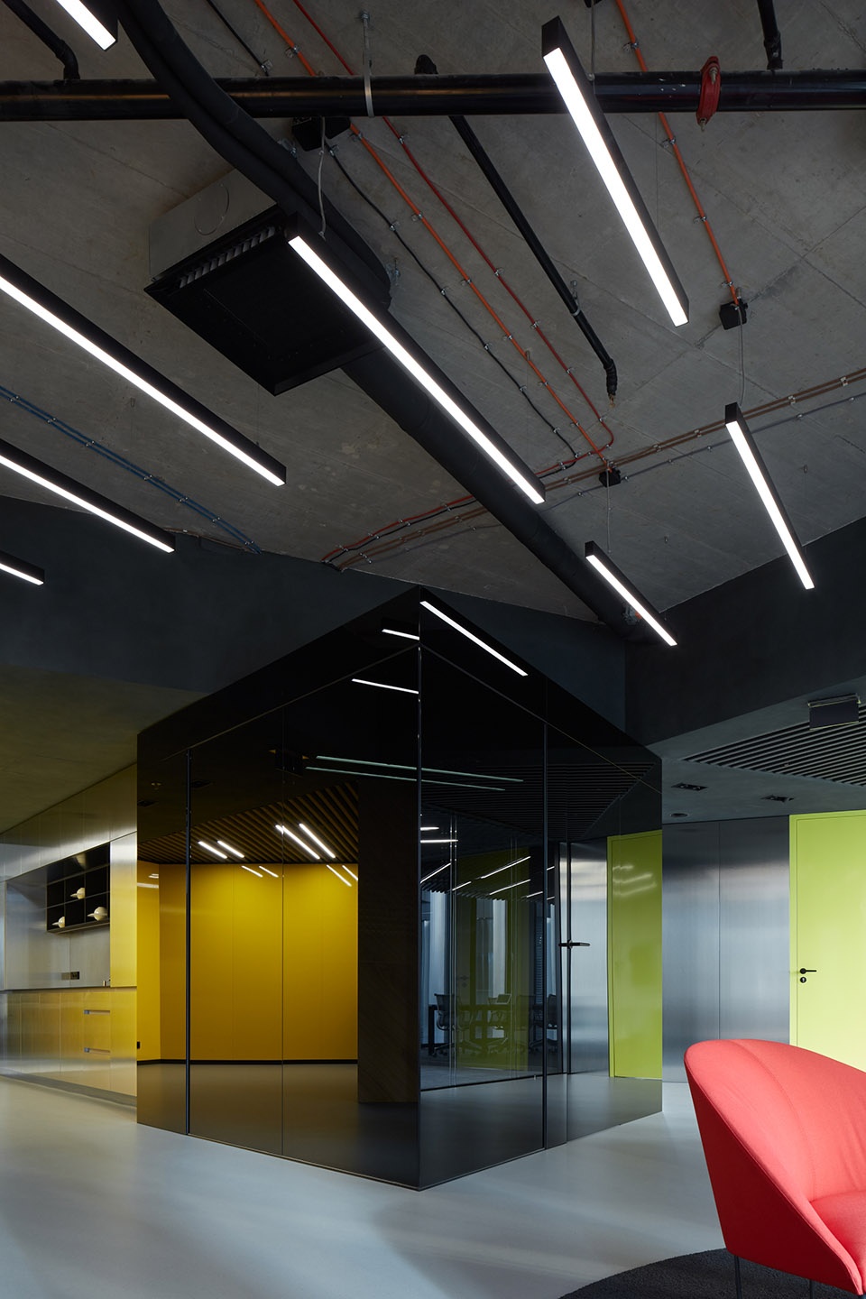 eoh it hub by studio perspektiv s r o