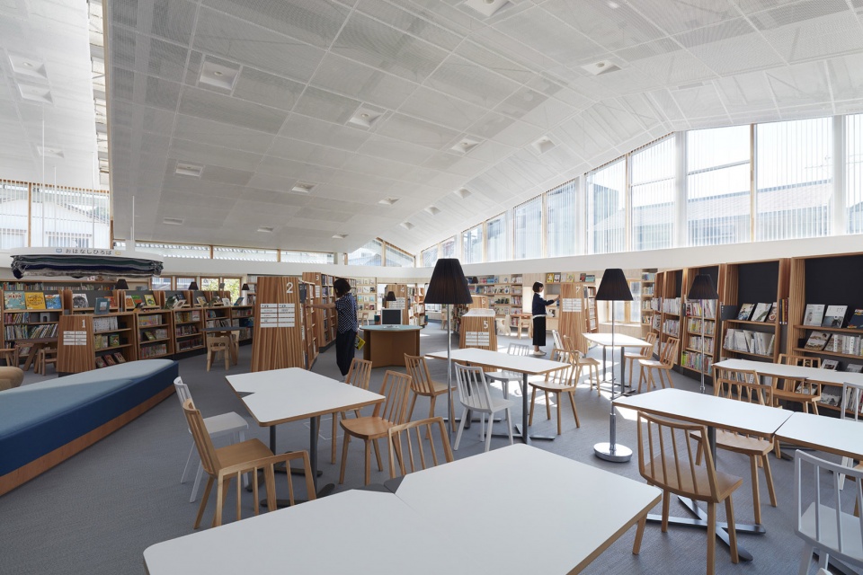taketa municipal library by takao shiotsuka atelier