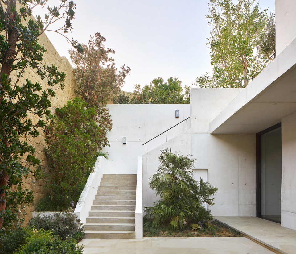 villa with two patios by abalossentkiewicz as