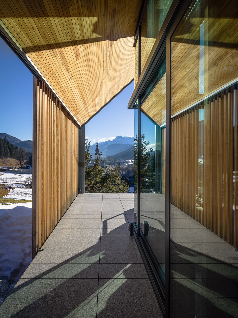 z house by geza
