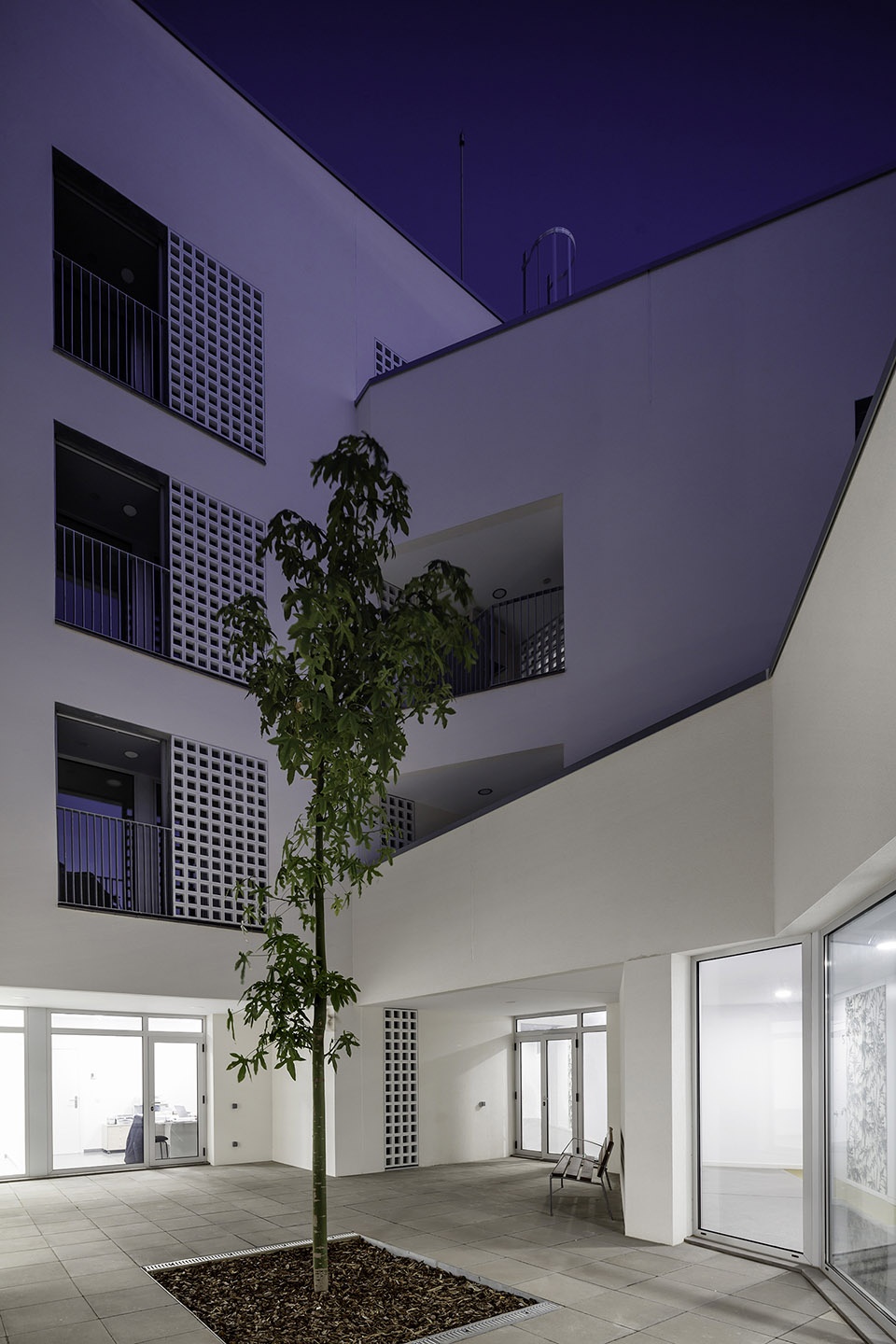 住宅的老年住宅楼,巴塞罗那 / ravetllat arquitectura - 谷德设计网