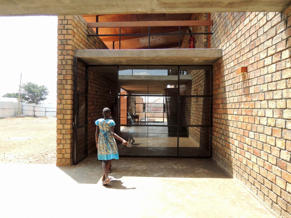 au dormitory by terrain architects