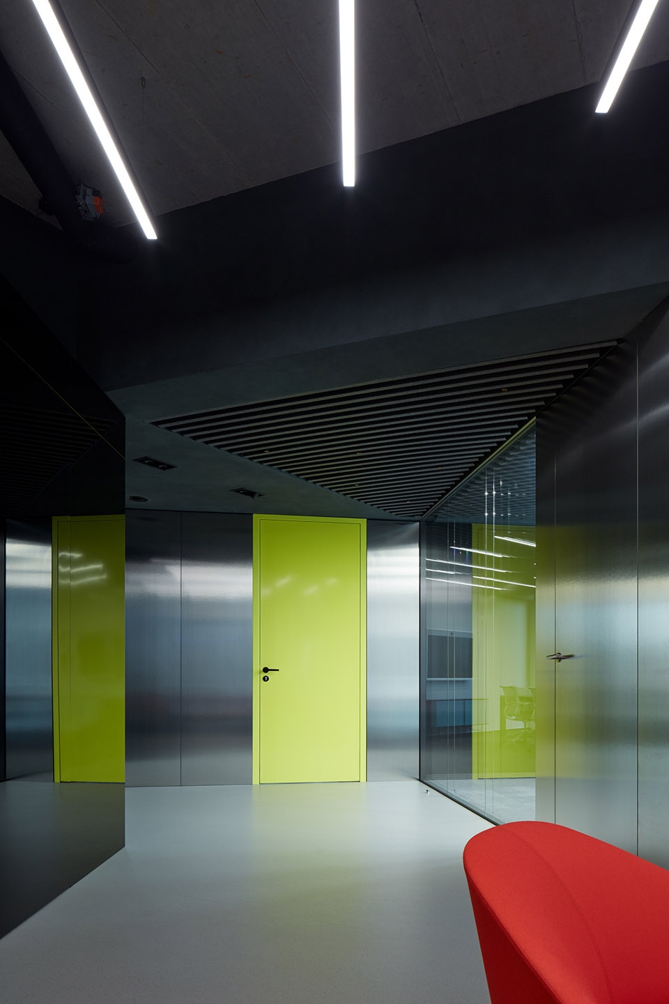 eoh it hub by studio perspektiv s r o