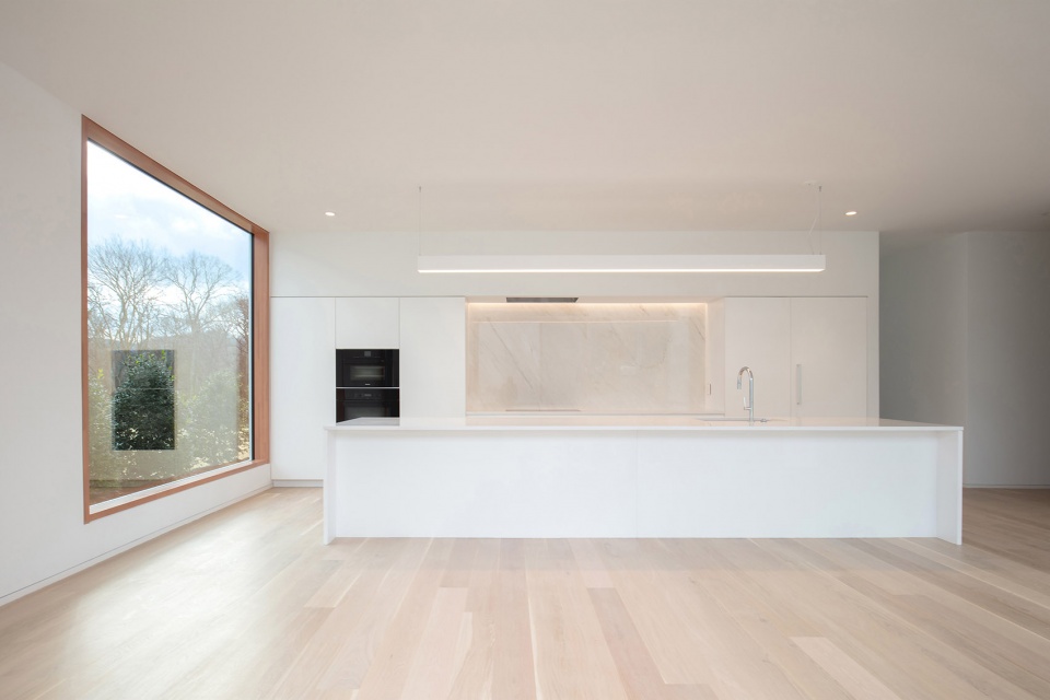lane b by studio yuda