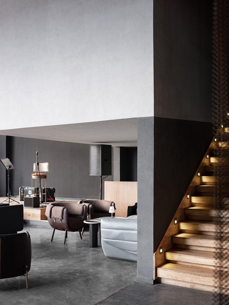 Mint Garden Bar, China by Hou Tiantian + Li Cheng + Liu Xiaolu 谷德设计网