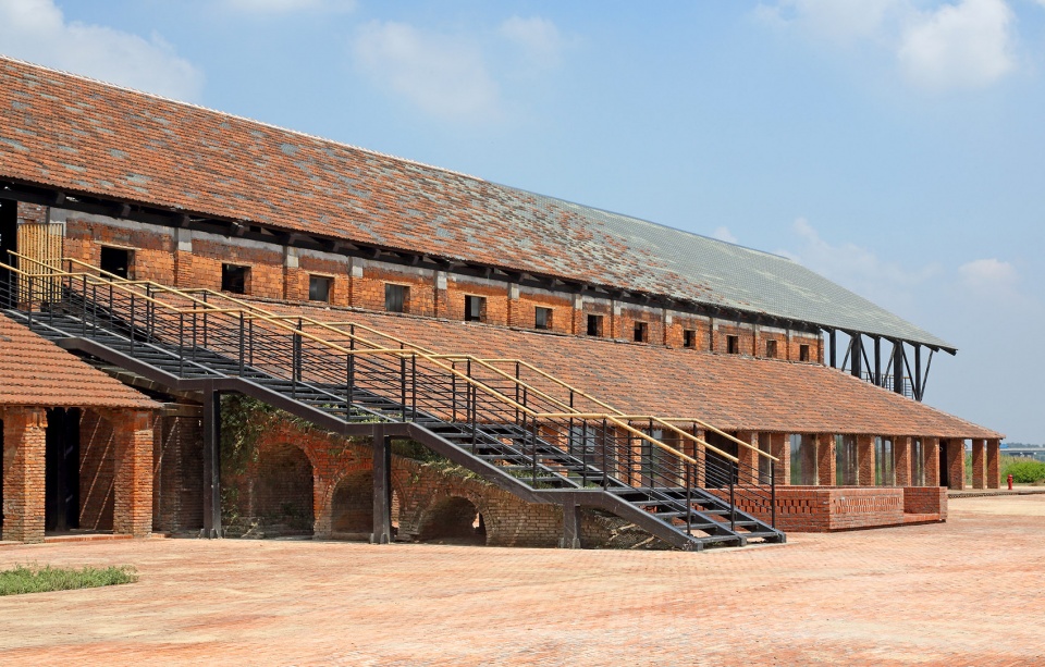 gooood archive red brick buildings