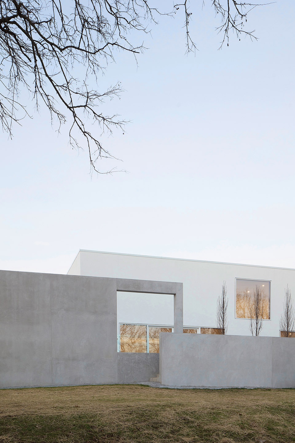 lane b by studio yuda