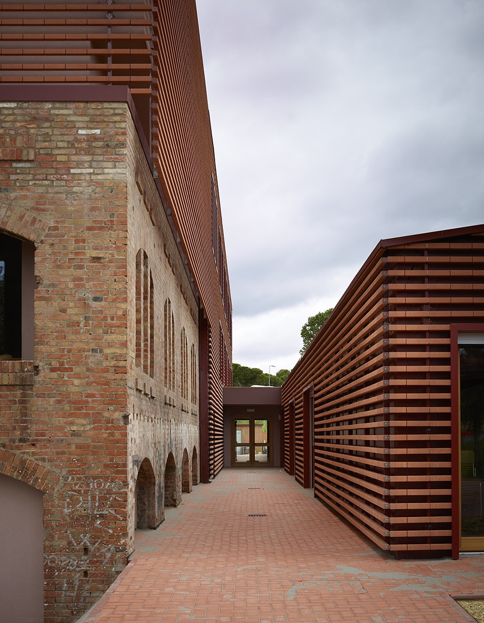 gooood archive red brick buildings