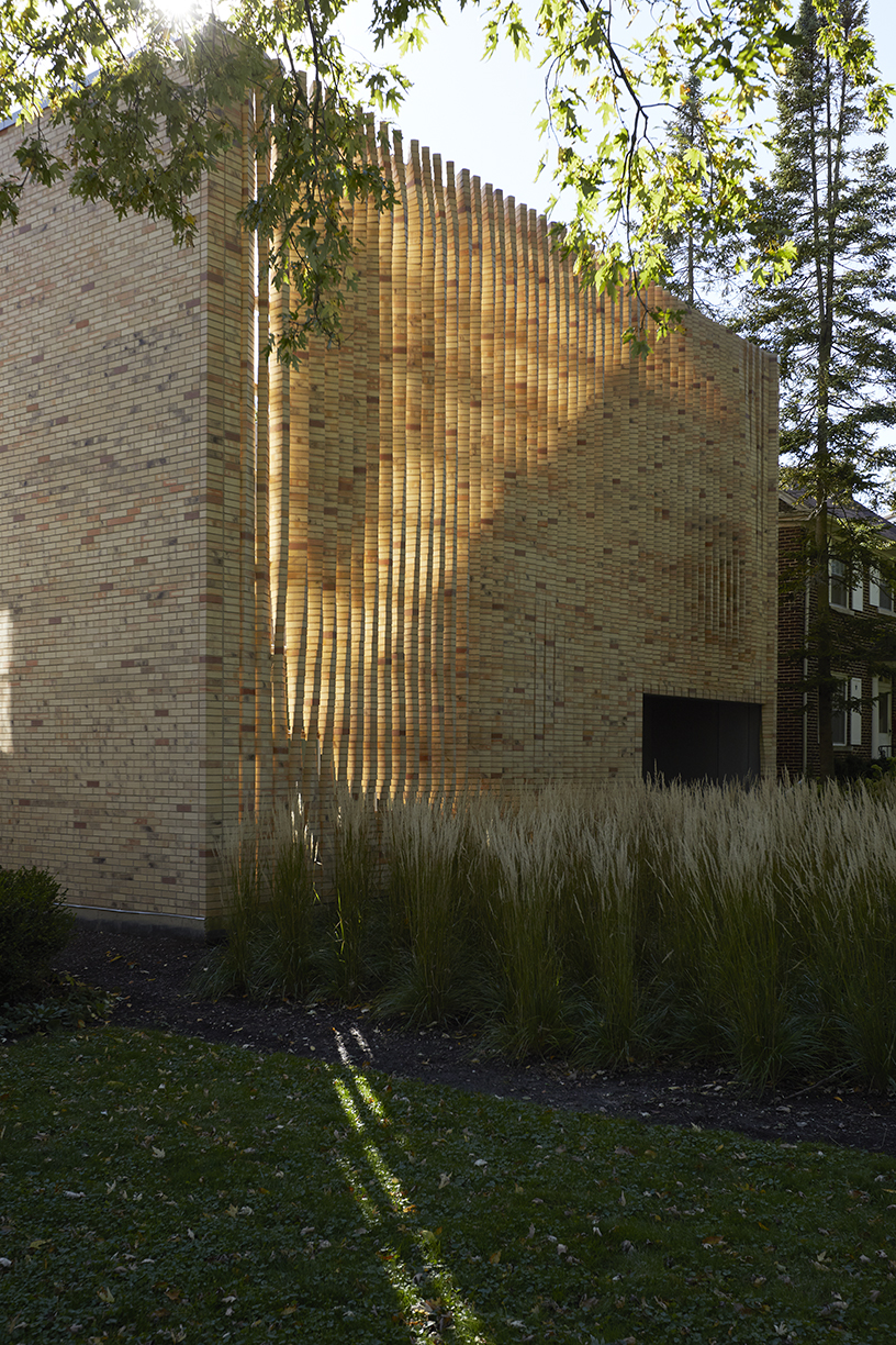 lipton thayer brick house by brooks scarpa studio dwell