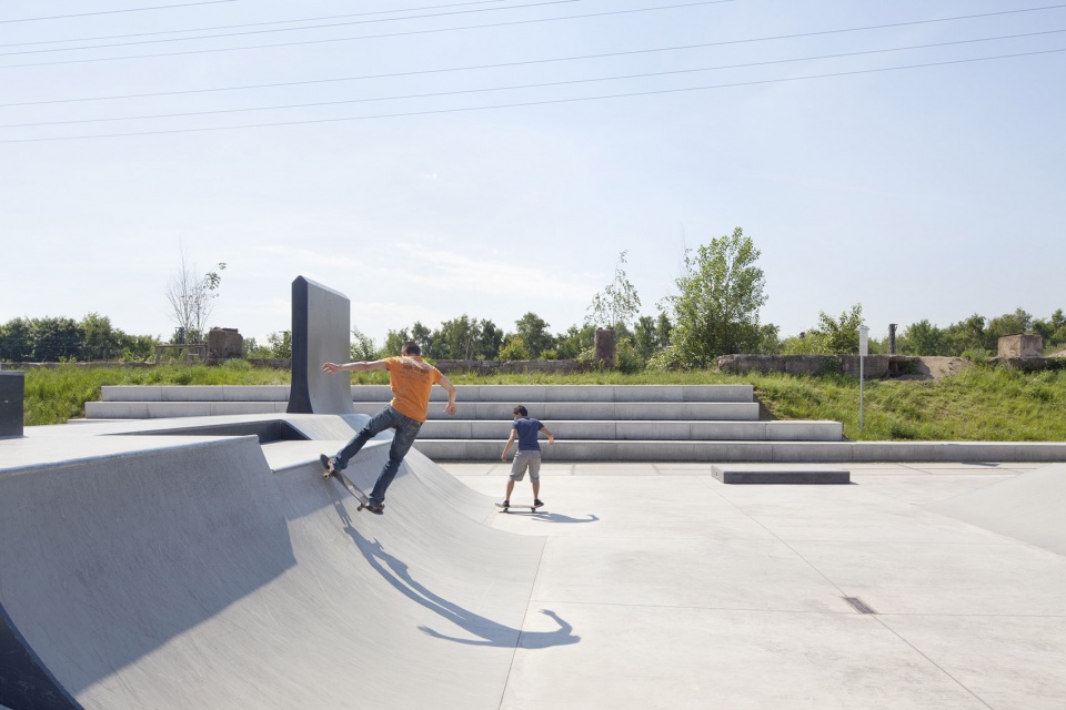 new spaces at schalker verein by planergruppe gmbh oberhausen