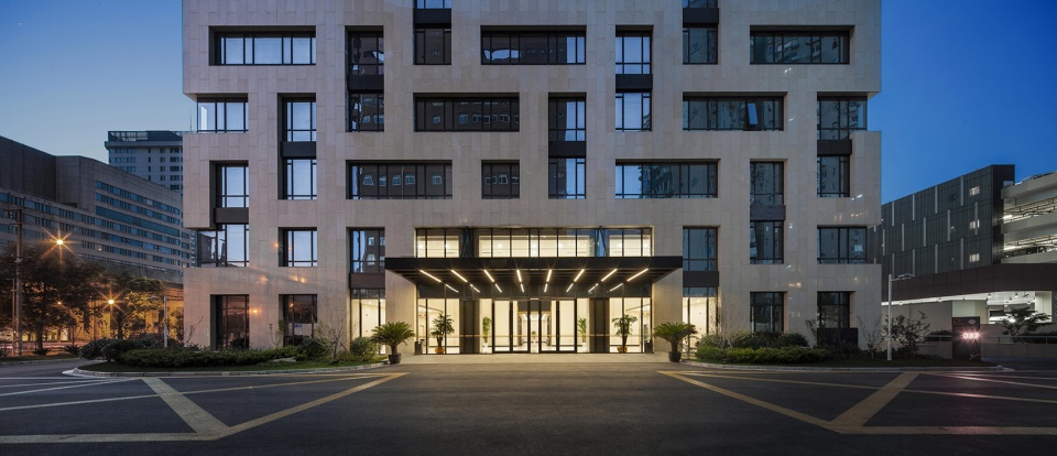 renovation of bus parking lot on yixian road china by tjad