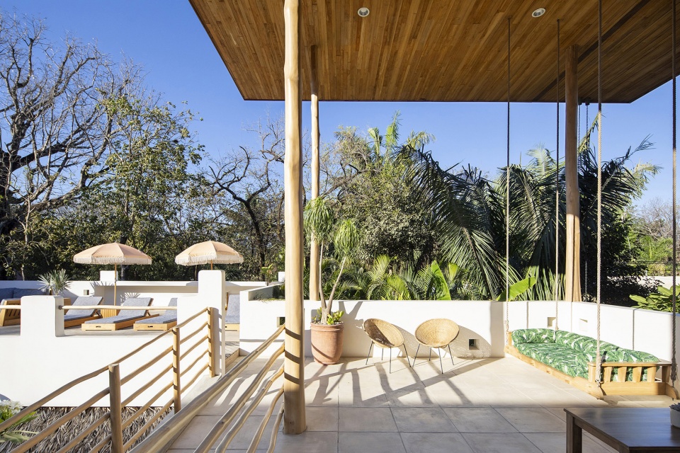 nomadic hotel by salagnac arquitectos