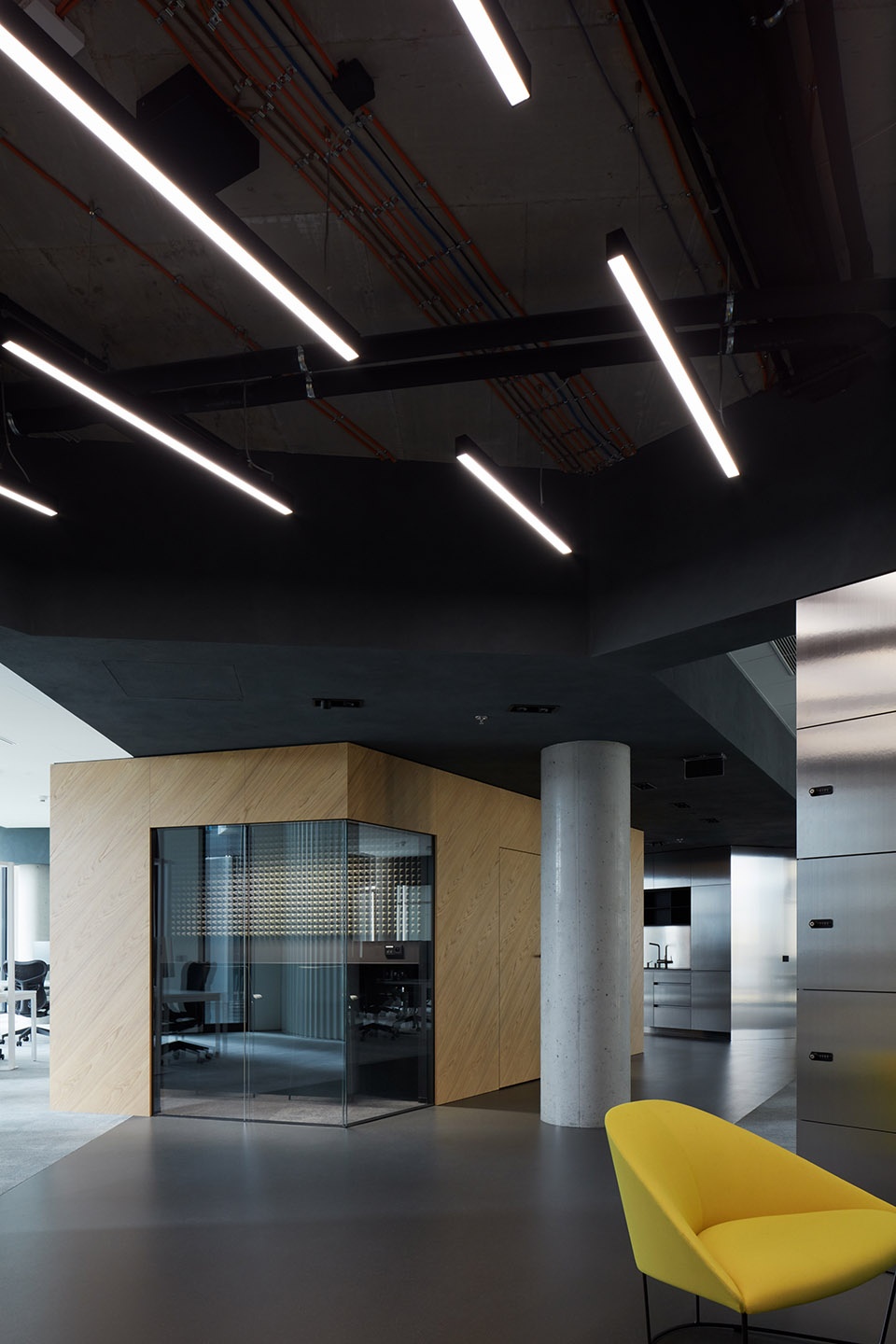 eoh it hub by studio perspektiv s r o