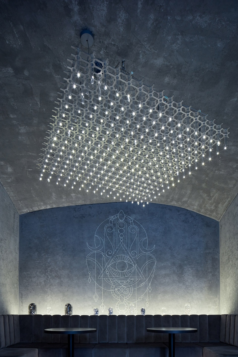 moon club by formafatal macharteichman