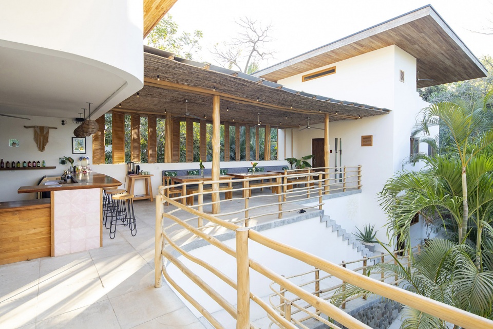 nomadic hotel by salagnac arquitectos