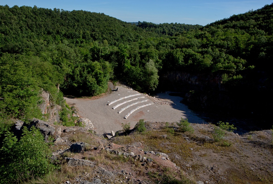 the quarries of arzo by enrico sassi architetto